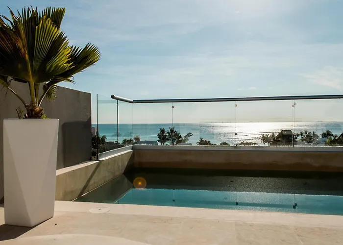 Apartment 2br Oasis W Rooftop Pool & Ocean View - *