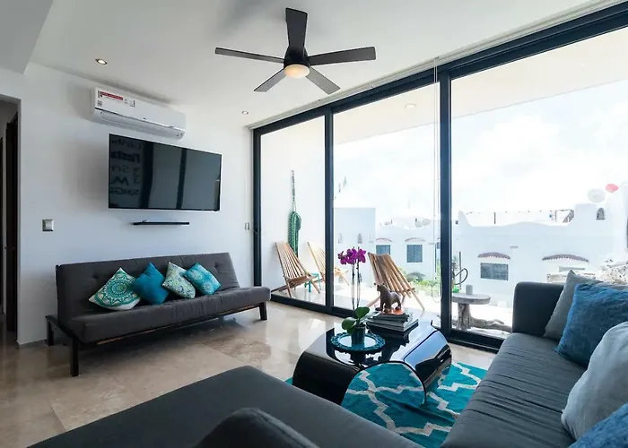 Apartment 2br Oasis W Rooftop Pool & Ocean View - *